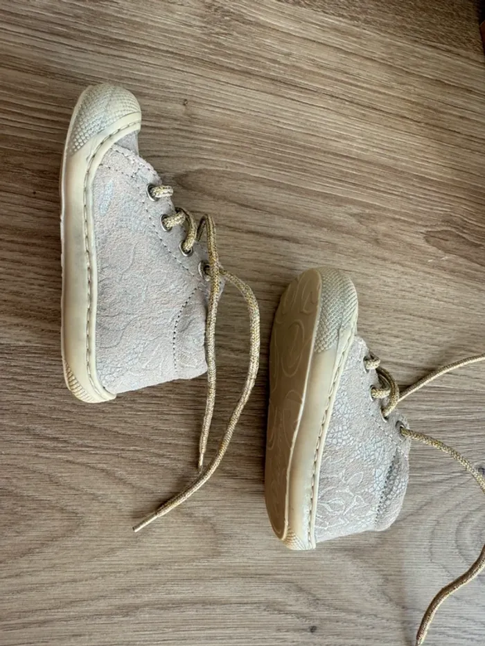 Chaussures premiers pas - photo numéro 3