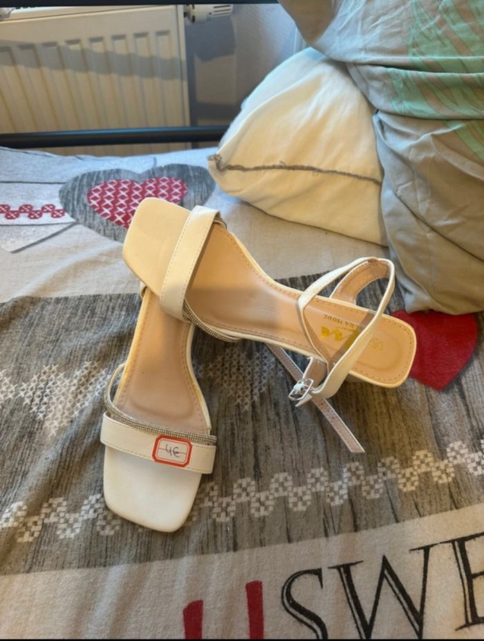 Sandale à talon femme P39👠 - photo numéro 2