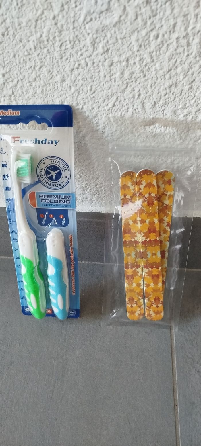 Lot produits pour le corps - photo numéro 3
