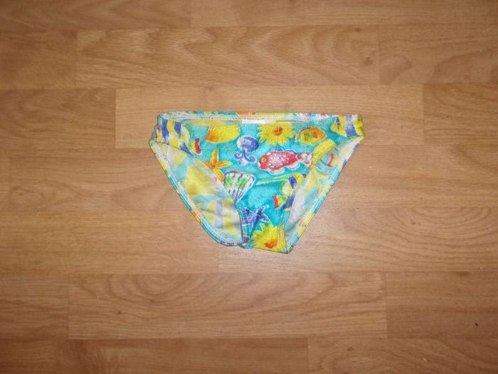 Bas de maillot de bain multicolore bébé fille 2 ans TBE