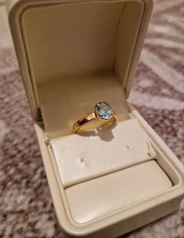 Bague Or - 18 Carats - Diamant Bleu