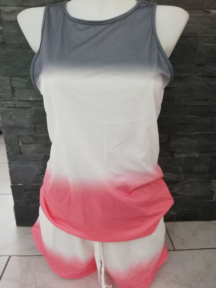 Ensemble tee shirt short - photo numéro 3