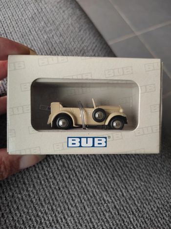 Modèle réduit Mercedes Benz 320