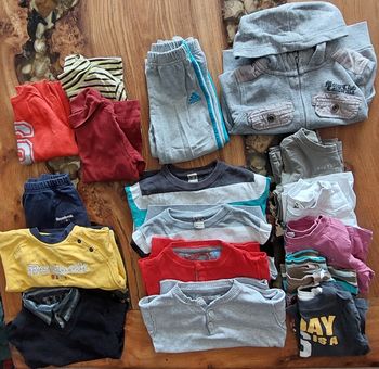 Lot 30 pièces automne/hiver 3 ans