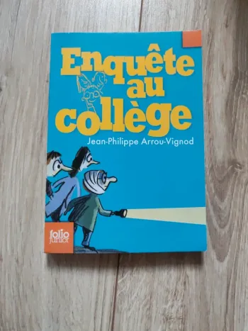 Livre enquête au collège