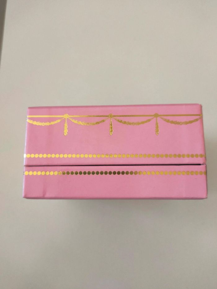 Too Faced Diamond Light - photo numéro 5