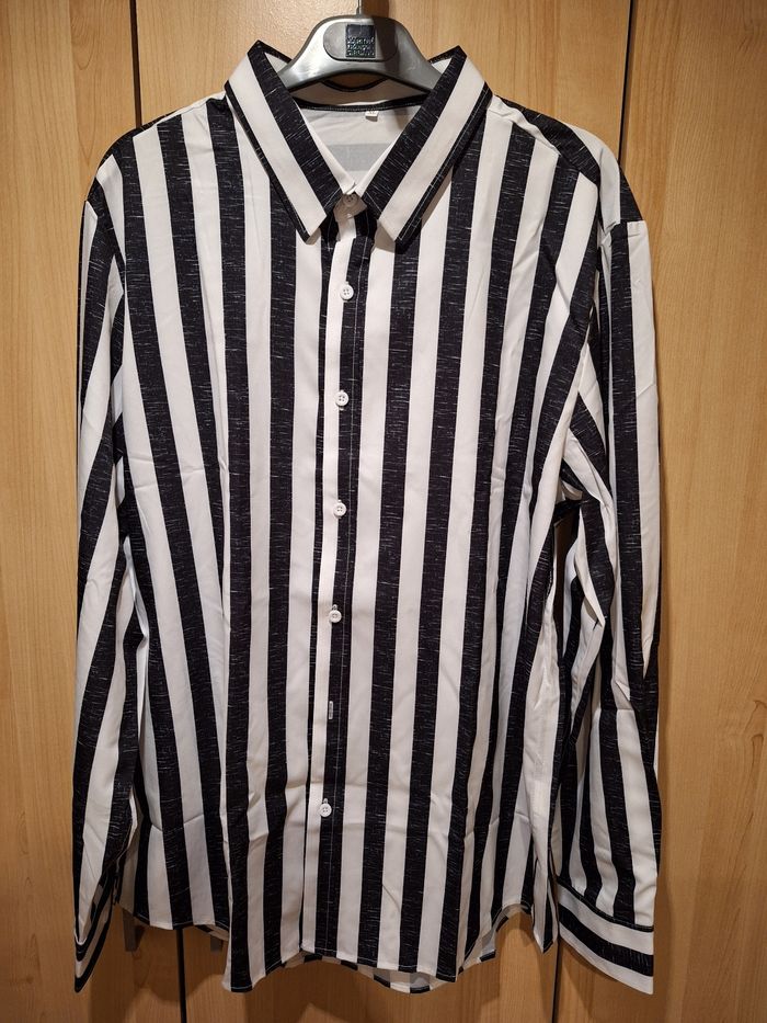 Chemise à rayures neuve XL