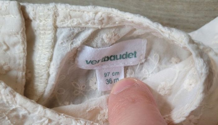 Blouse broderie fleurs taille 3 ans - photo numéro 4