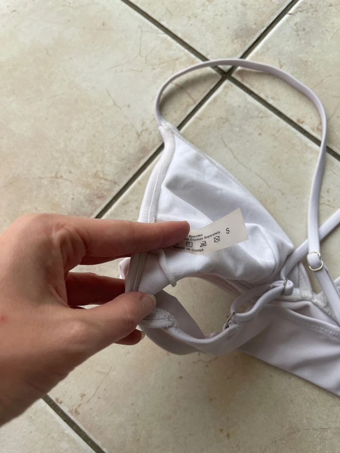 Haut de maillot de bain - photo numéro 4