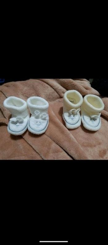 Lot de deux paires de chaussons lapins