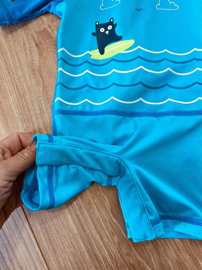 Taille 6 mois combinaison maillot de bain anti un garçon Olaian Bleue * mer * 💙 - photo numéro 2