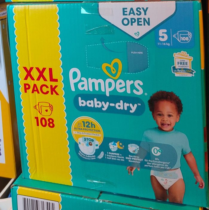 108 couches Pampers Baby dry t5