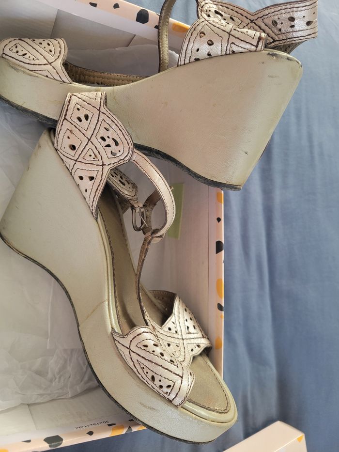 Nu pieds compensées - photo numéro 3
