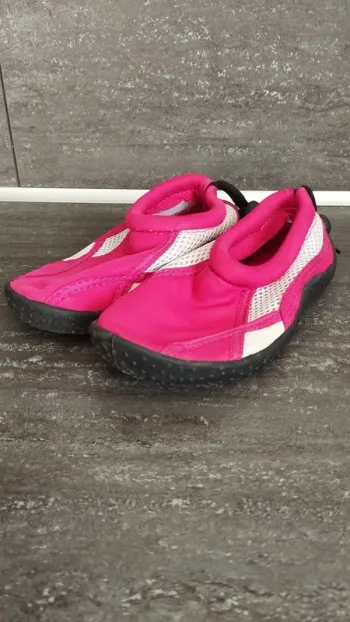 Chaussures pour la mer 26
