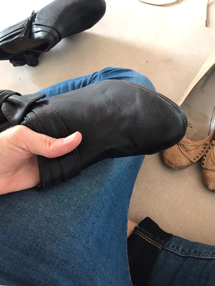 Bottines noires - photo numéro 3