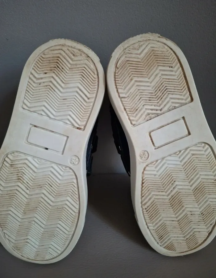 Chaussures cuir du pareil au même p 25 - photo numéro 7
