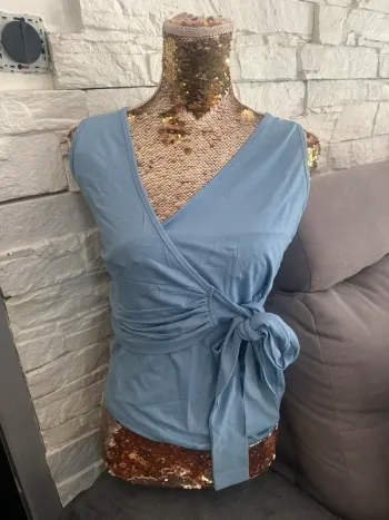 TEE  shirt neuve, taille M