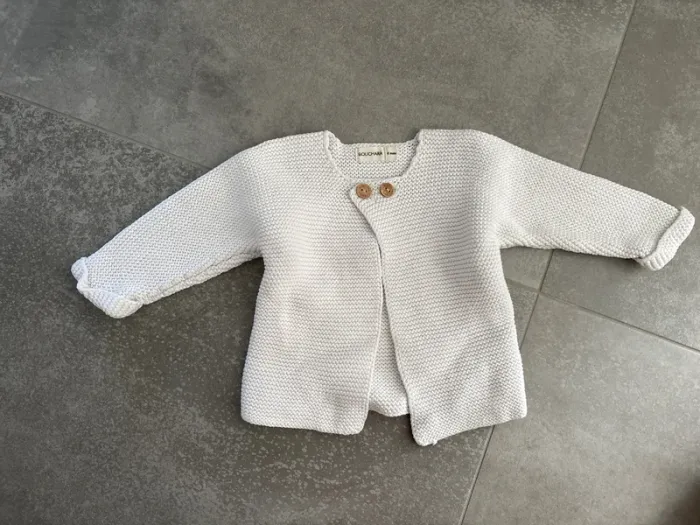 Gilet blanc en maille laine 6 mois