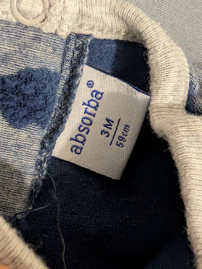 Pyjama Absorba gris à nuages bleus – 3 mois- très bon état - photo numéro 6