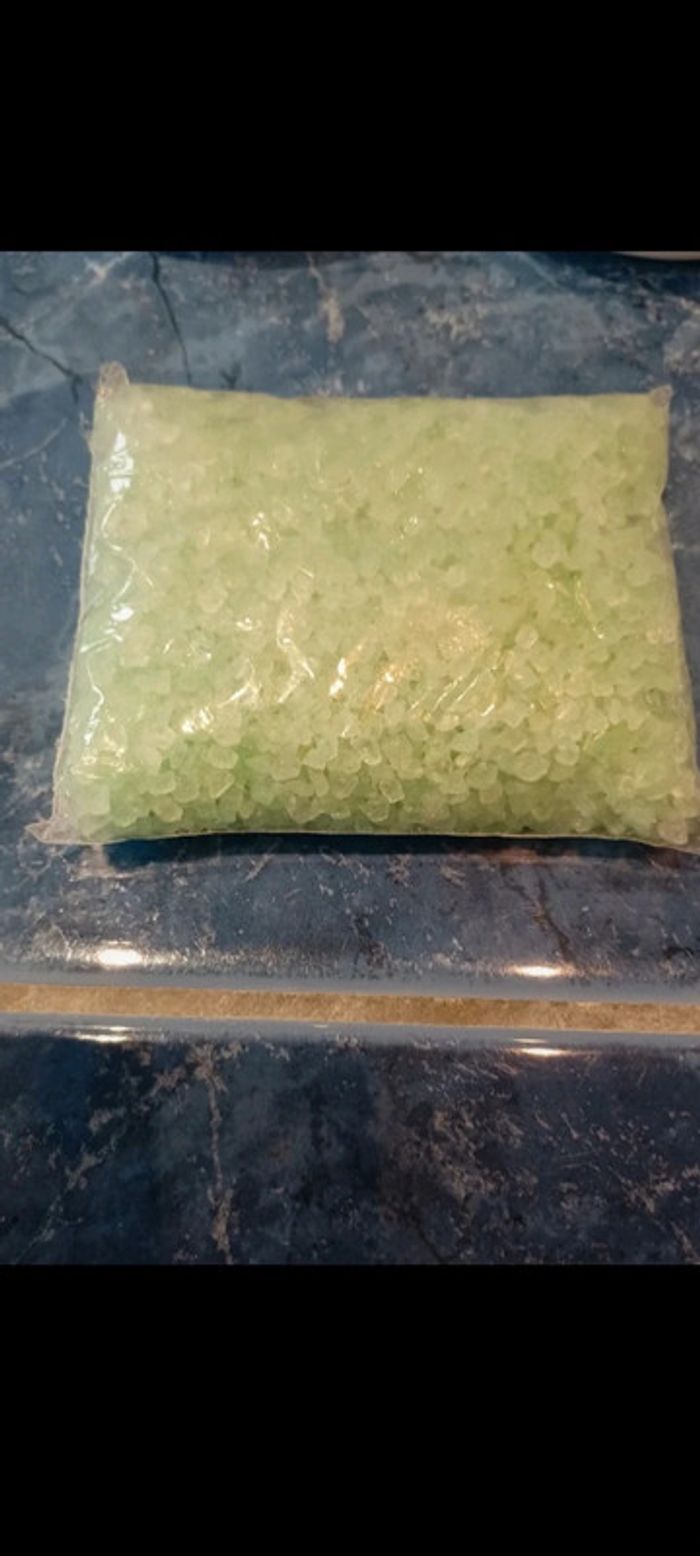 Sel de bain amande et figue 2 x 200 gr en pot et 1 sachet idée cadeau 🎁 - photo numéro 6