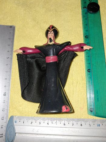 Aladin figurine