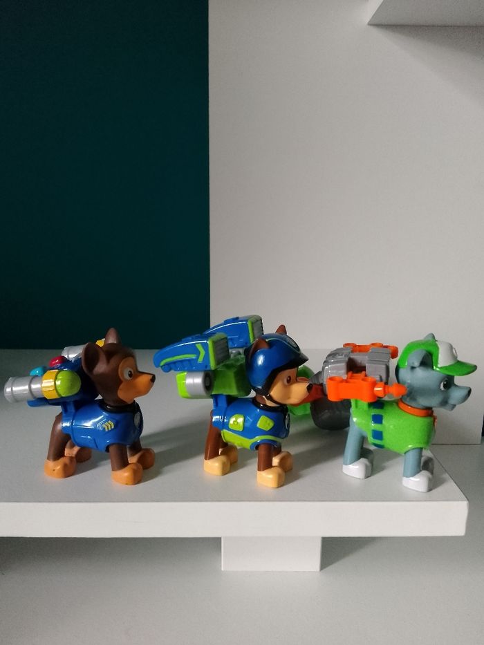 3 figurines - photo numéro 2