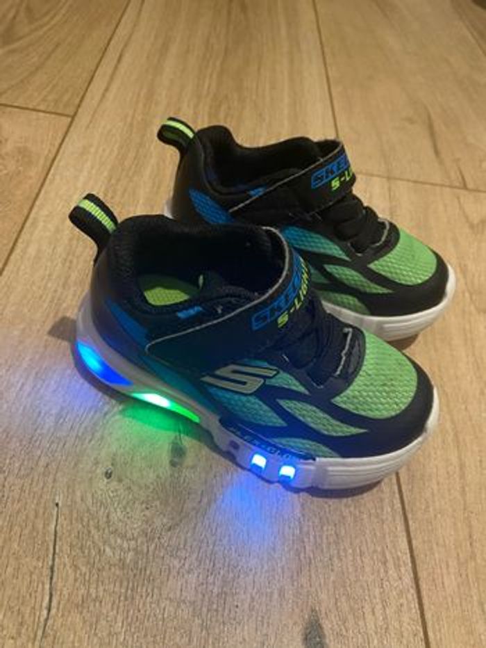 Sketchers bébé - photo numéro 2