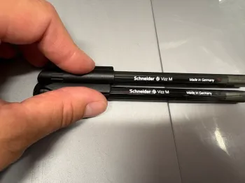 Lot 2 Schneider Vizz Stylo à bille permanent noir pointe moyenne