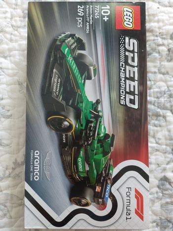 Lego formule 1 Aston Martin 269 pièces neuf
