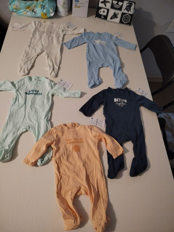 Lot pyjamas