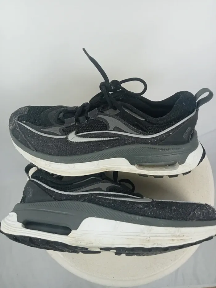 Baskets - sneakers - zapatillas - sneaker - turnschuhe - scarpe da ginnastica - Nike Air - photo numéro 3