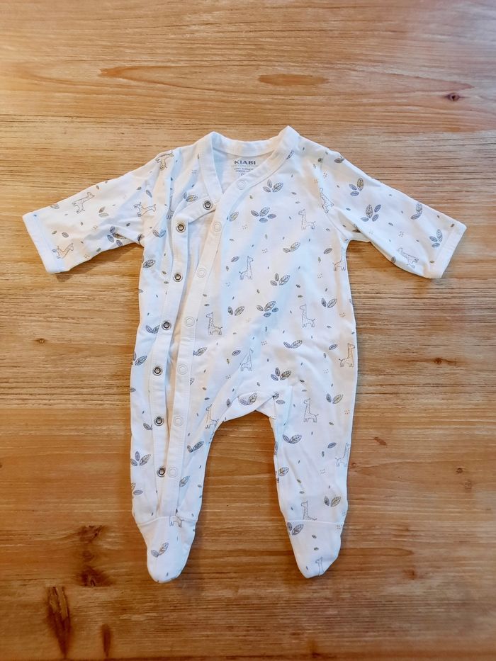 Lot de 5 pyjamas taille naissance 0 - photo numéro 3