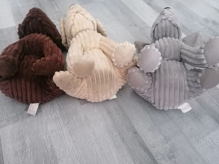 3 peluches chiens décoration 🐶 - photo numéro 3