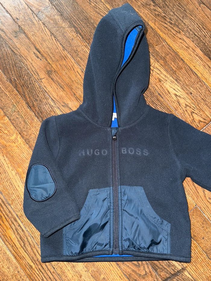 Gilet polaire Hugo boss 12 mois - photo numéro 2