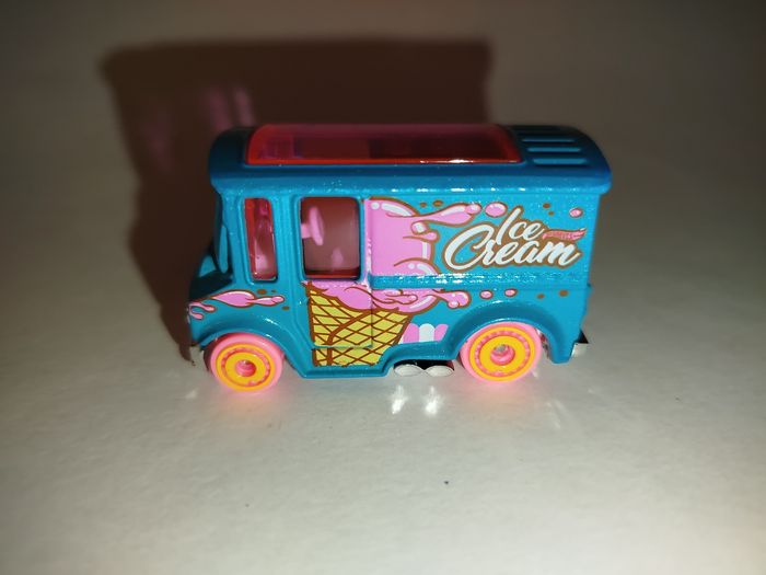 Hot Wheels Bread Box Exclusive MultiPack HW Fun Park 5-Pack 2020 - photo numéro 3