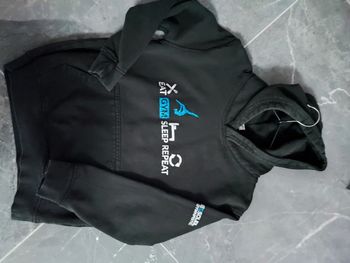 Pull sweat capuche lune et soleil logo gym gymnaste 10 ans