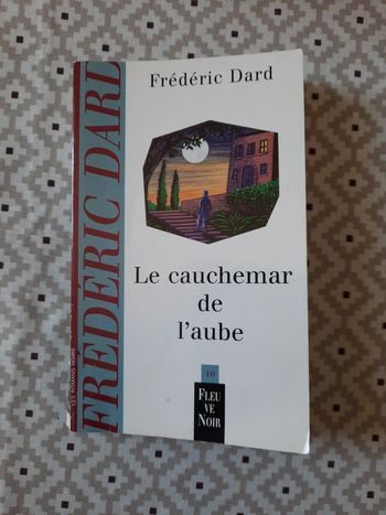 Livre Le cauchemar de l'aube