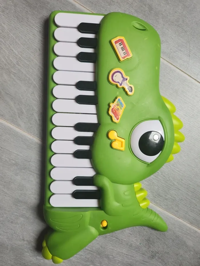 Piano crocodile 🐊 - photo numéro 3