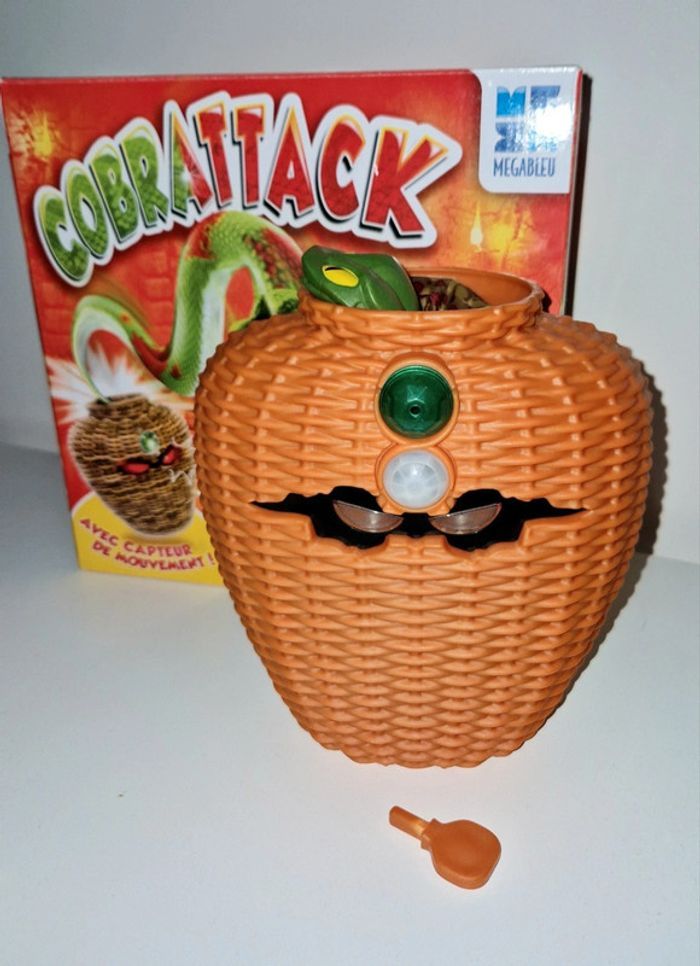 Jeu cobrattack megableu excellent état - photo numéro 2