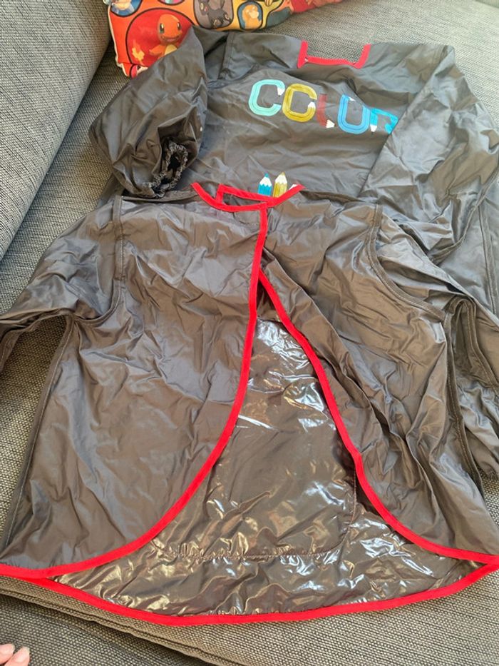 Lot de deux tabliers imperméables enfant travaux manuels - photo numéro 2