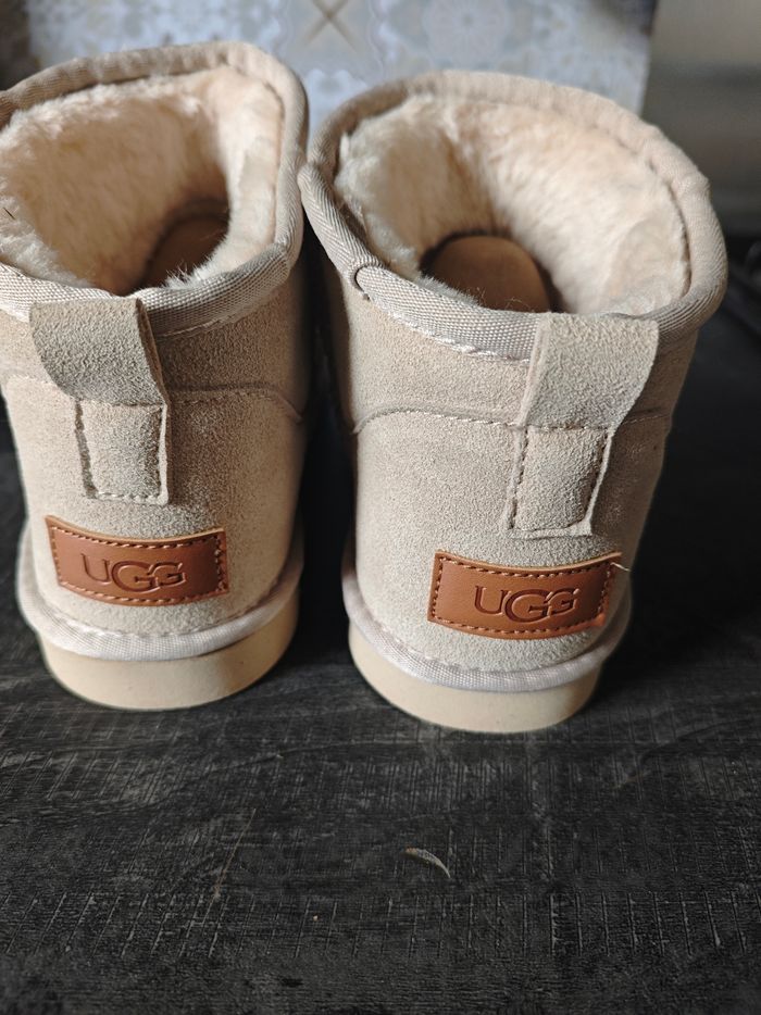 Ugg neuve - photo numéro 4