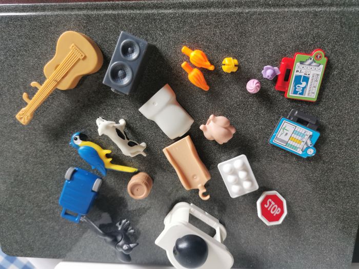 Lot de 23 pièces détachées Playmobil - photo numéro 2