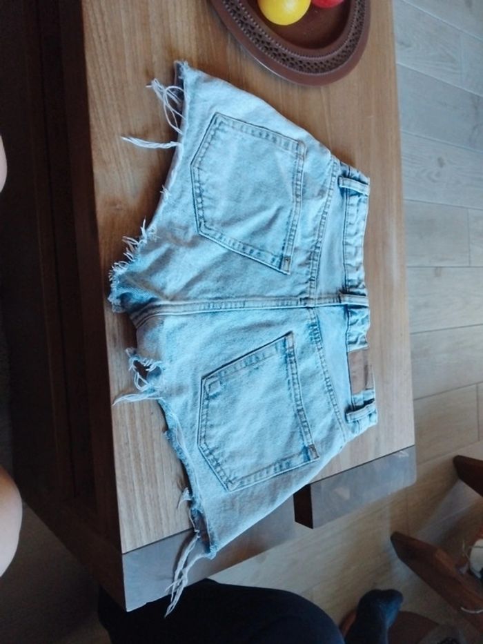 Short bershka - photo numéro 7