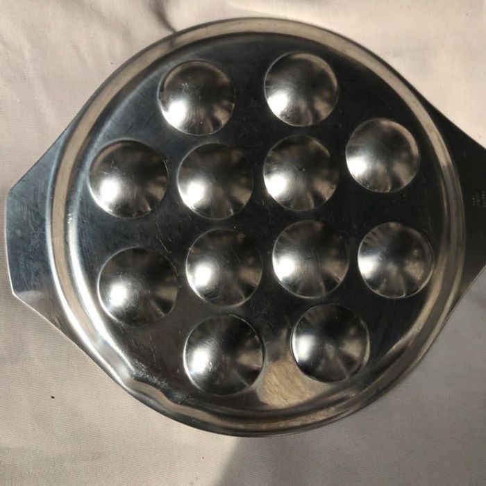 Plat à escargot * prix 1e * kiki60230