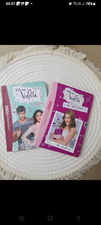 Lot livre Violetta