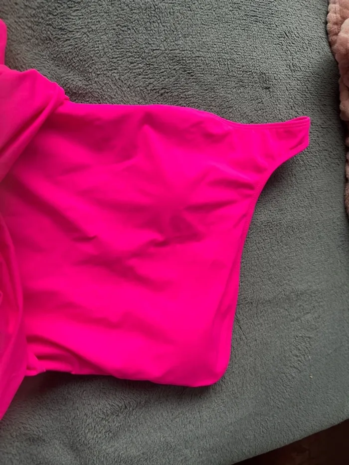 Maillot de bain pour femmes - photo numéro 2