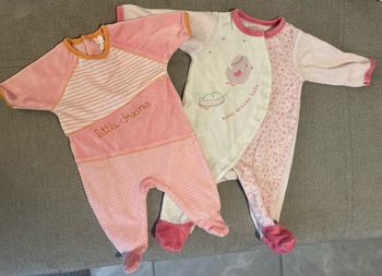 Lot de pyjamas bébé fille