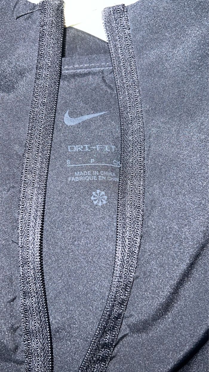 K-way Nike - photo numéro 2