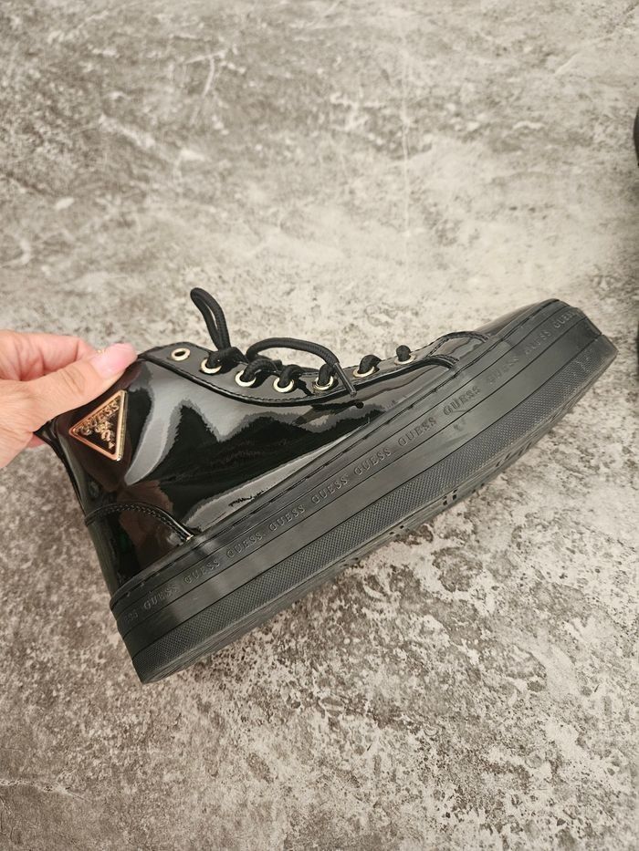 Basket pointure 37 - photo numéro 3