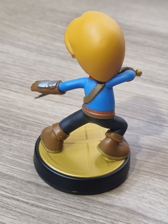 Amiibo mii épéiste nintendo - photo numéro 3